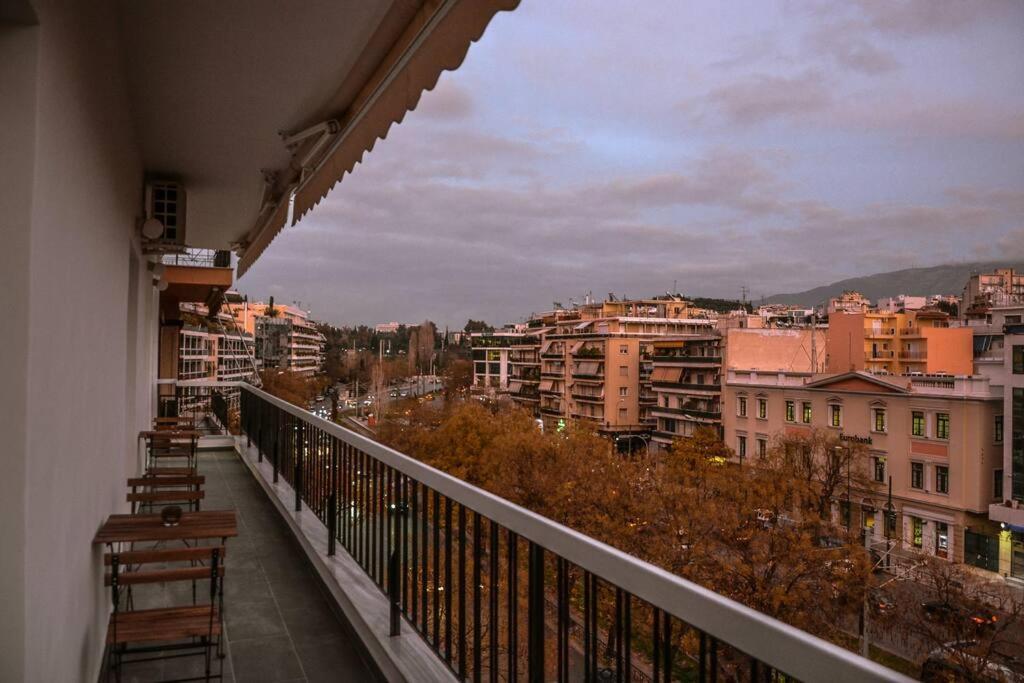 The Parthenon Terrace Renovated With A View ! Apartament Atena